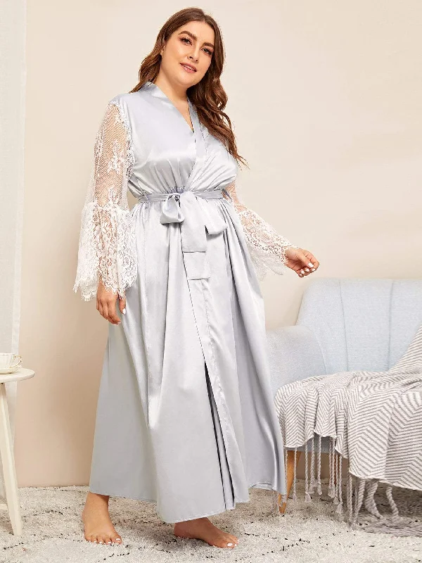 Plus Contrast Lace Satin Robe With Belt