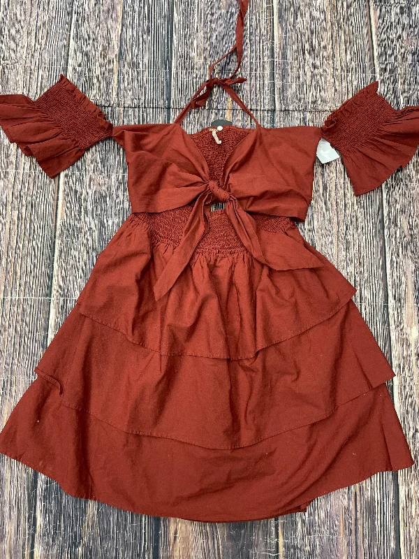 Dress Casual Short By Free People In Red, Size: L