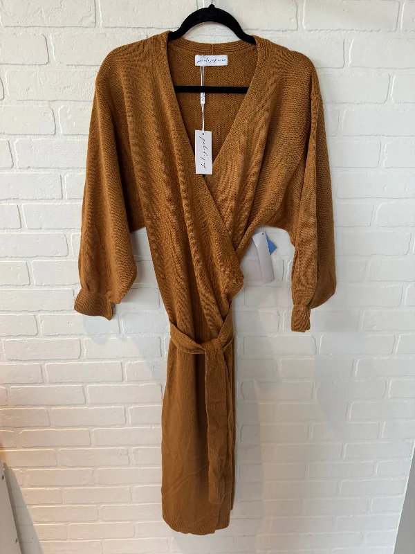 Dress Sweater By Cmc In Brown, Size: M