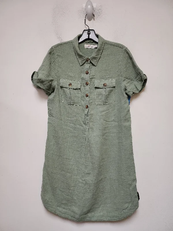 Dress Casual Short By Vineyard Vines In Green, Size: M