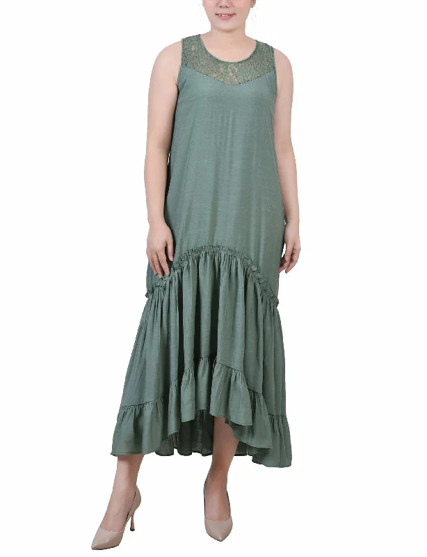 Petite Sleeveless Tiered Maxi Dress