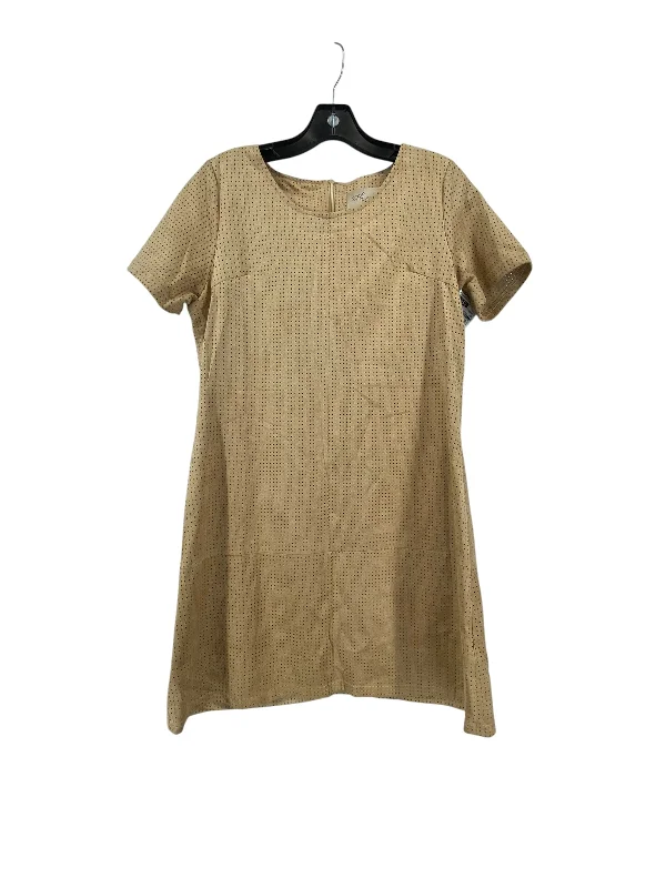 Dress Casual Short By Clothes Mentor In Tan, Size: L